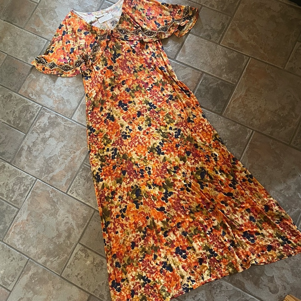 SOFT SURROUNDINGS NWT Vibrant Floral Cape Maxi Dress